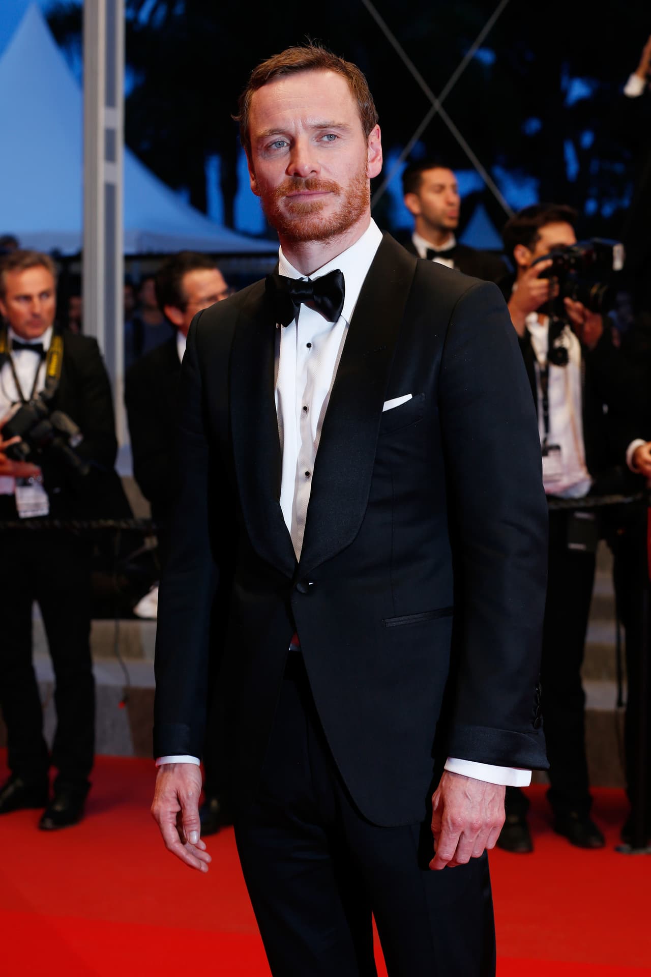 Sobre moléculas, elementos y compuestos nos hablaría el profesor Michael Fassbender en las lecciones de química.