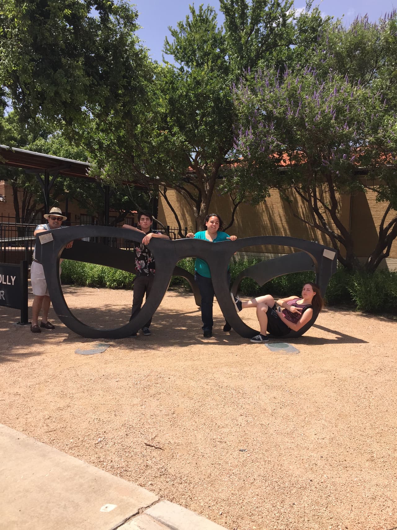 Para Próspero la música lo es todo. Este chico nos conmovió con su voz. Ahora mira cuánto ha crecido.