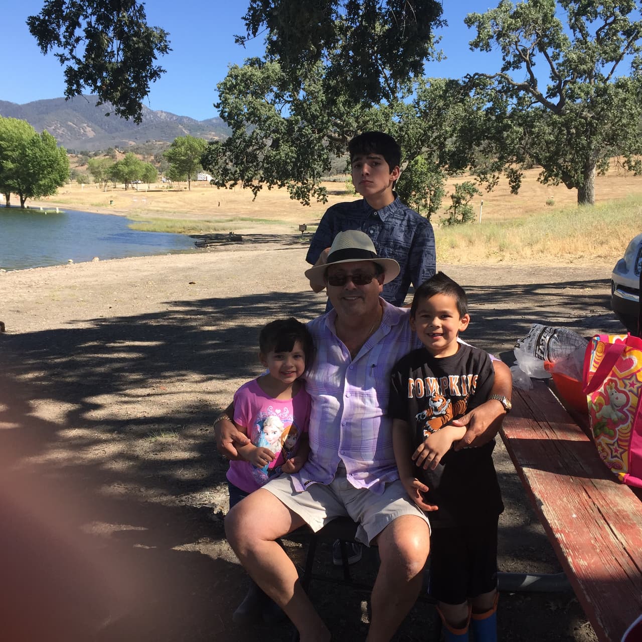 Para Próspero la música lo es todo. Este chico nos conmovió con su voz. Ahora mira cuánto ha crecido.
