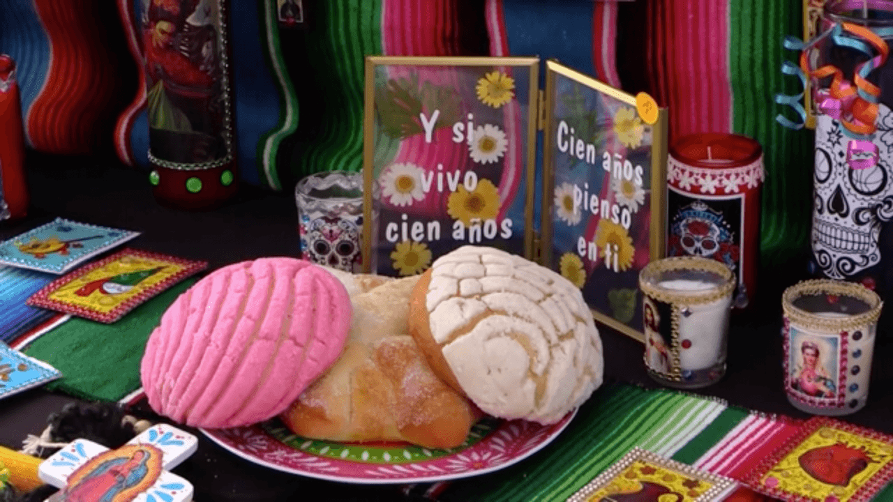 <h3 class="cms-H3-H3">Día de Muertos en The Pearl</h3>
<br>📍The Pearl
<br>303 Pearl Parkway
<br>
<br>El Día de Muertos en The Pearl estará caracterizado por altares, ofrendas, actividades para niños, arte, música en vivo, alebrijes y marionetas. Esto será el 2 de noviembre de 5 a 9 pm.