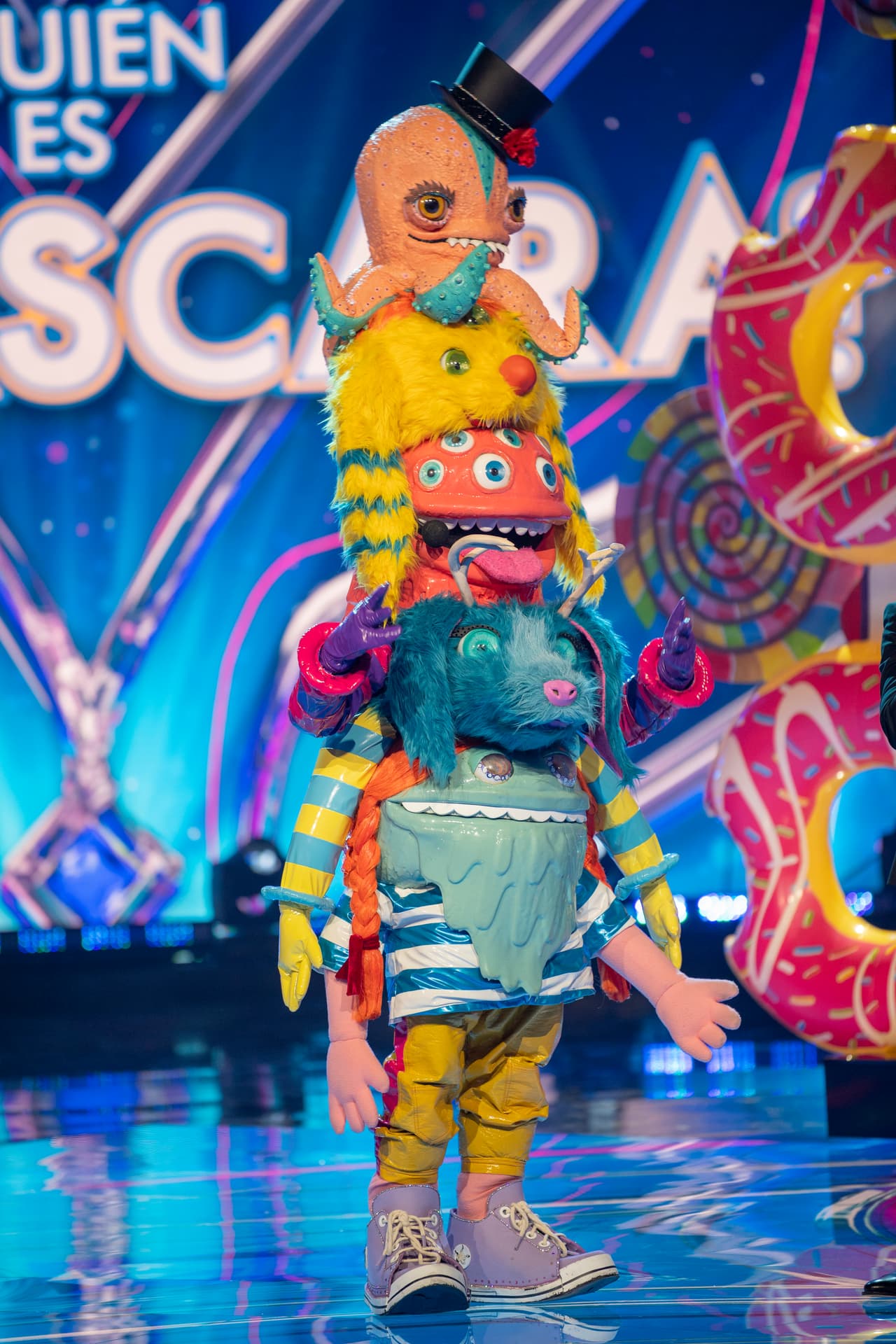 'Ahora Te Puedes Marchar' fue la canción con la que Bunch puso a bailar al público. El carisma del equipo de monstruos se llevó las palmas.