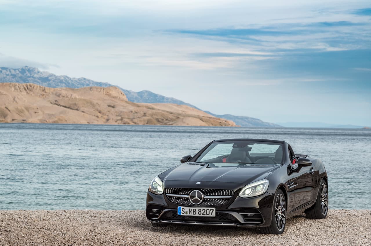 El nuevo Mercedes-AMG SLC43 2017 cuenta con un poderoso V6 biturbo