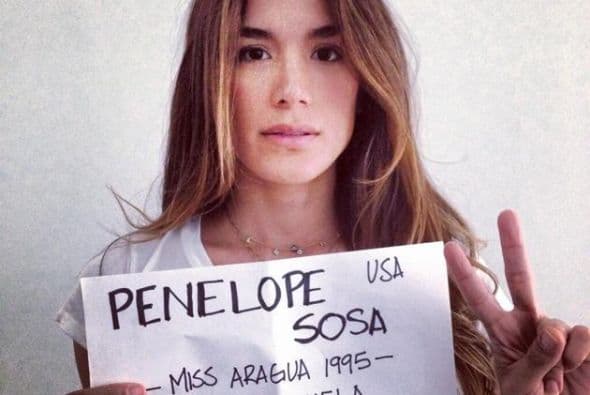 Penelope Sosa, Miss Aragua 1995, también se unió a las peticiones de paz en Venezuela. Fotografía tomada de Twitter.