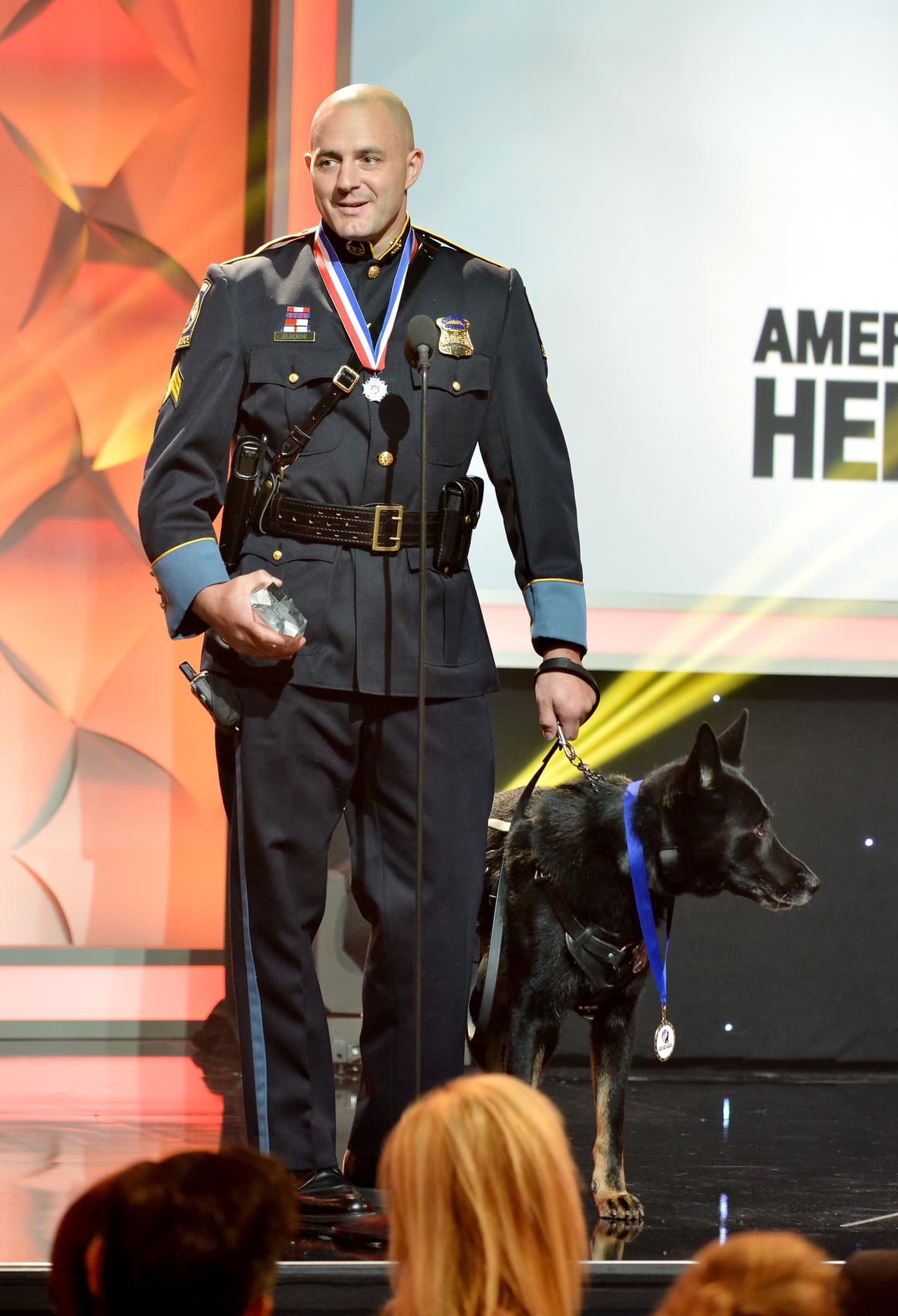 Ha conocido a una decena de personajes de la política y miembros del cuerpo de Marines de alto rango.
