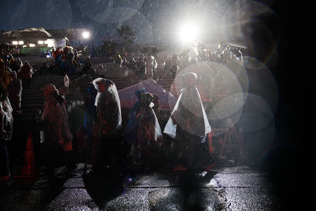 La edición 137 del Desfile de las Rosas registró precipitaciones de 1 a 2 pulgadas (2.5 a 5 centímetros).