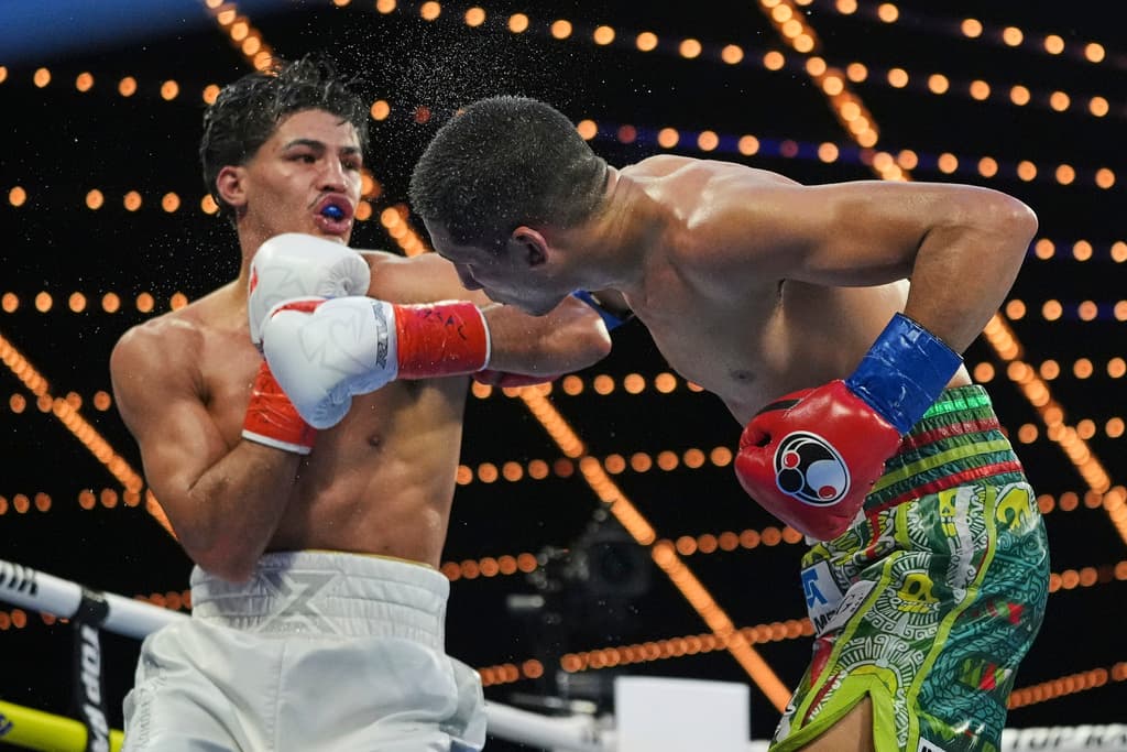En el sexto asalto, Zayas llevó a García contra las cuerdas, pero no consiguió el nocaut.