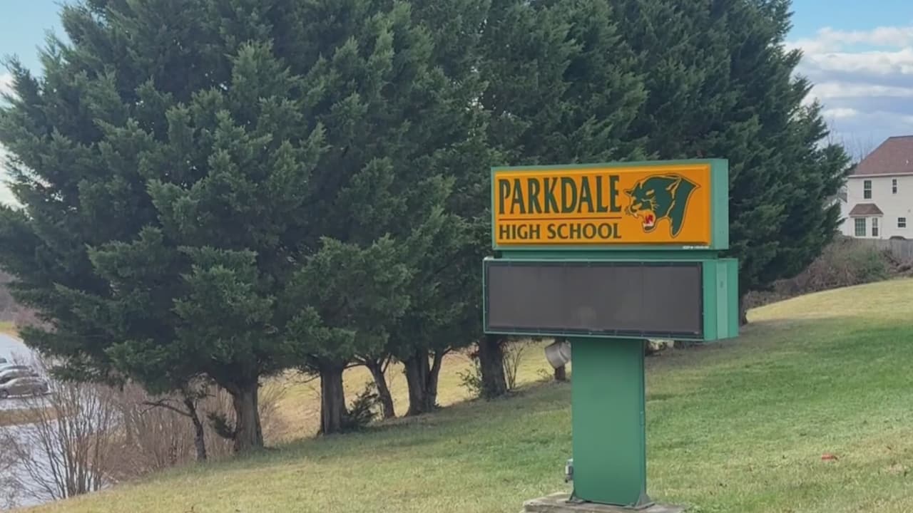 Exigen más seguridad tras caso de apuñalamiento dentro de la escuela Parkdale, en Riverdale