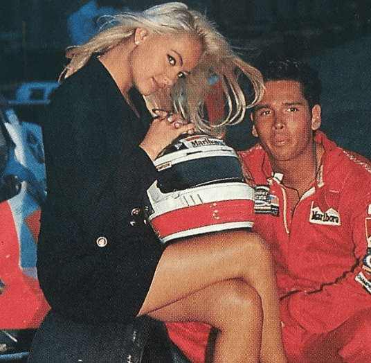 Roberto Palazuelos subrayó que entre sus amigas durante su época adolescente se encontraban personalidades como Thalía, Paulina Rubio "todas estas niñas, ¿no?".