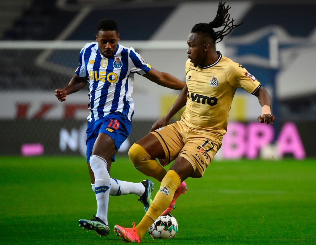 Jackson Porozo (8’) adelantó a Boavista y Alberth Elis (45+1’) crecía la diferencia. Taremi (54’) y Oliveira (82’) emparejaron los cartones. Hacia el final del juego, Porto daba vuelta al marcador, pero el tanto sería anulado. Porto se medirá a Juventus en los Octavos de la Champions a media semana.