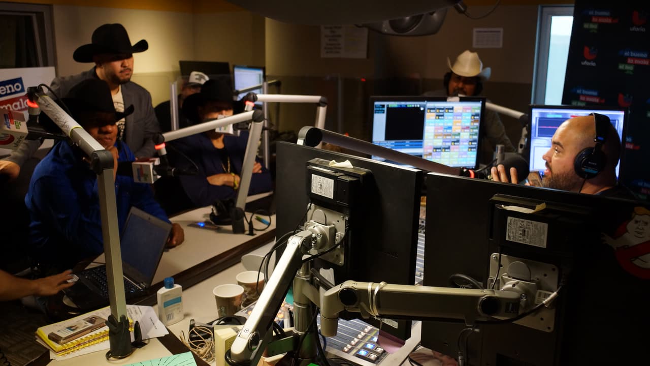 Así fue la divertida entrevistas de 'El Bueno, La Mala y El Feo' con Bronco.