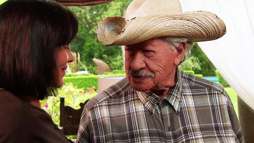 López Tarso también incursionó en la política. Fue diputado federal en el sexenio de Carlos Salinas de Gortari.