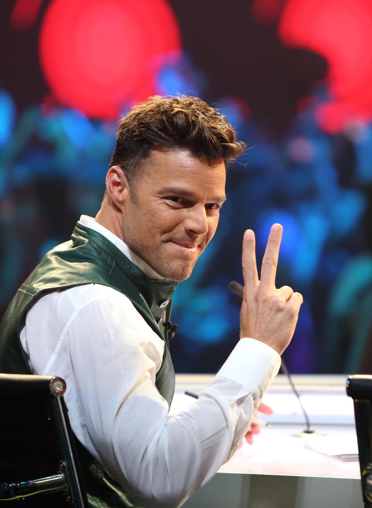 El título de su libro es 'Santiago, el soñador entre las estrellas'.