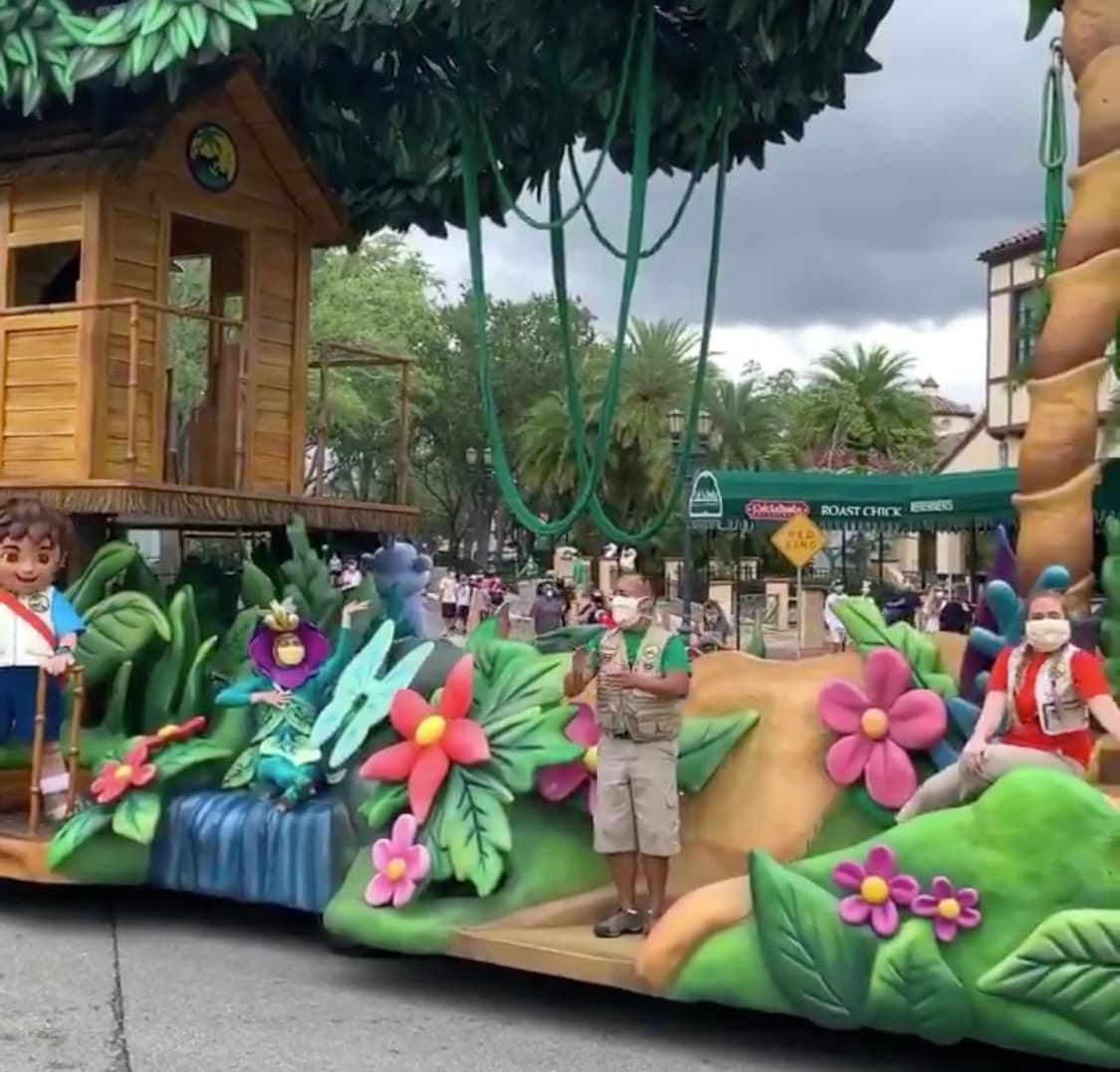 Todos en el parque deben cumplir con las medidas de distanciamiento social.