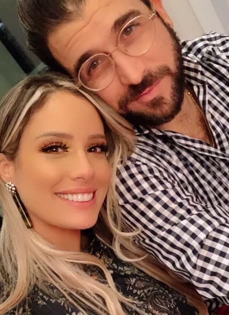 Aleyda Ortiz se puso guapa y disfrutó de una noche especial con su amado esposo, Ricardo Casanova.