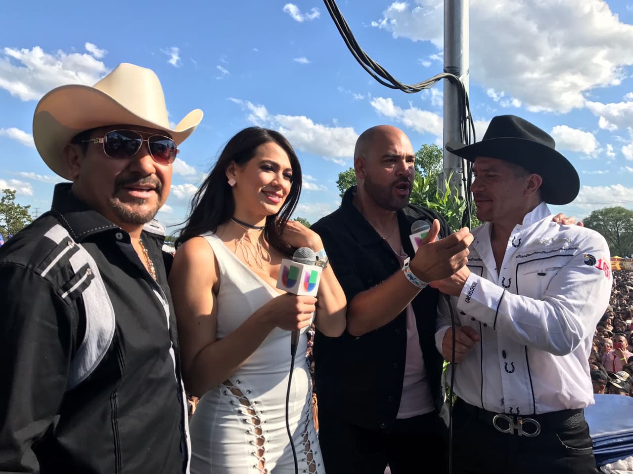 Para Raúl 'El Pelón', Carla Medrano y El Feo será muy difícil borrar de sus mentes lo vivido en la ciudad de los vientos después de este gran evento al lado de La Arrolladora Banda El Limón, Gerardo Ortiz, Calibre 50 y más.