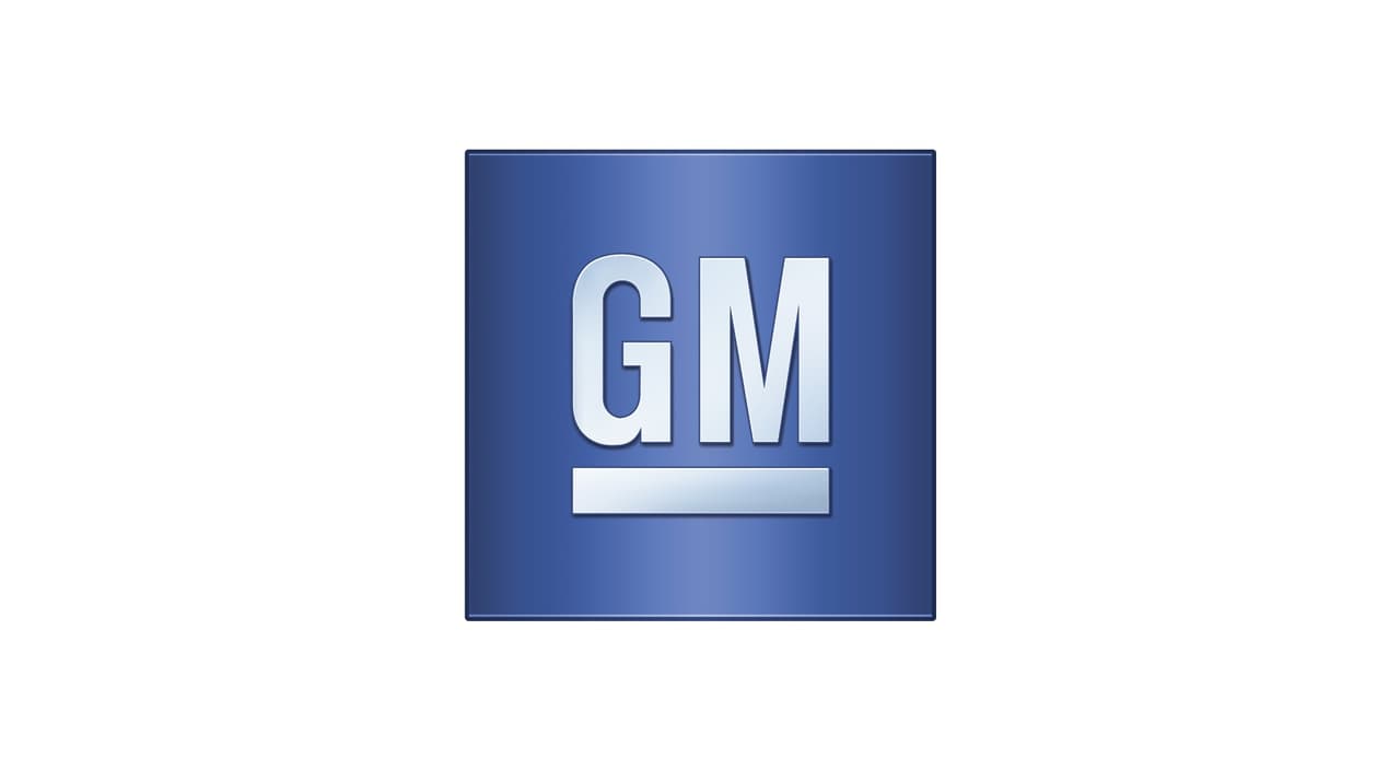 <h3 class="cms-H3-H3"><b>General Motors (Chevrolet, Cadillac, Buick y GMC)</b></h3>
<br>
<br>
<b>Para dueños y arrendatarios actuales:</b> recomienda ponerse en contacto con GM Financial para evaluar las opciones de cada caso.
<br>
<br>
<b>Para posibles compradores:</b> financiamiento de 0% de APR por 84 meses y pagos diferidos por 120 días a través de GM Financial para la mayoría de modelos 2019, Chevrolet Equinox 2020, Chevrolet Silverado 1500 2020 y Chevrolet Trax 2020.
<br>
<br>Para más información puedes llamar al 1-800-284-2271 o visitar la siguiente página: 
<a href="https://www.chevrolet.com/chevy-cares-were-open"><u>https://www.chevrolet.com/chevy-cares-were-open</u></a>