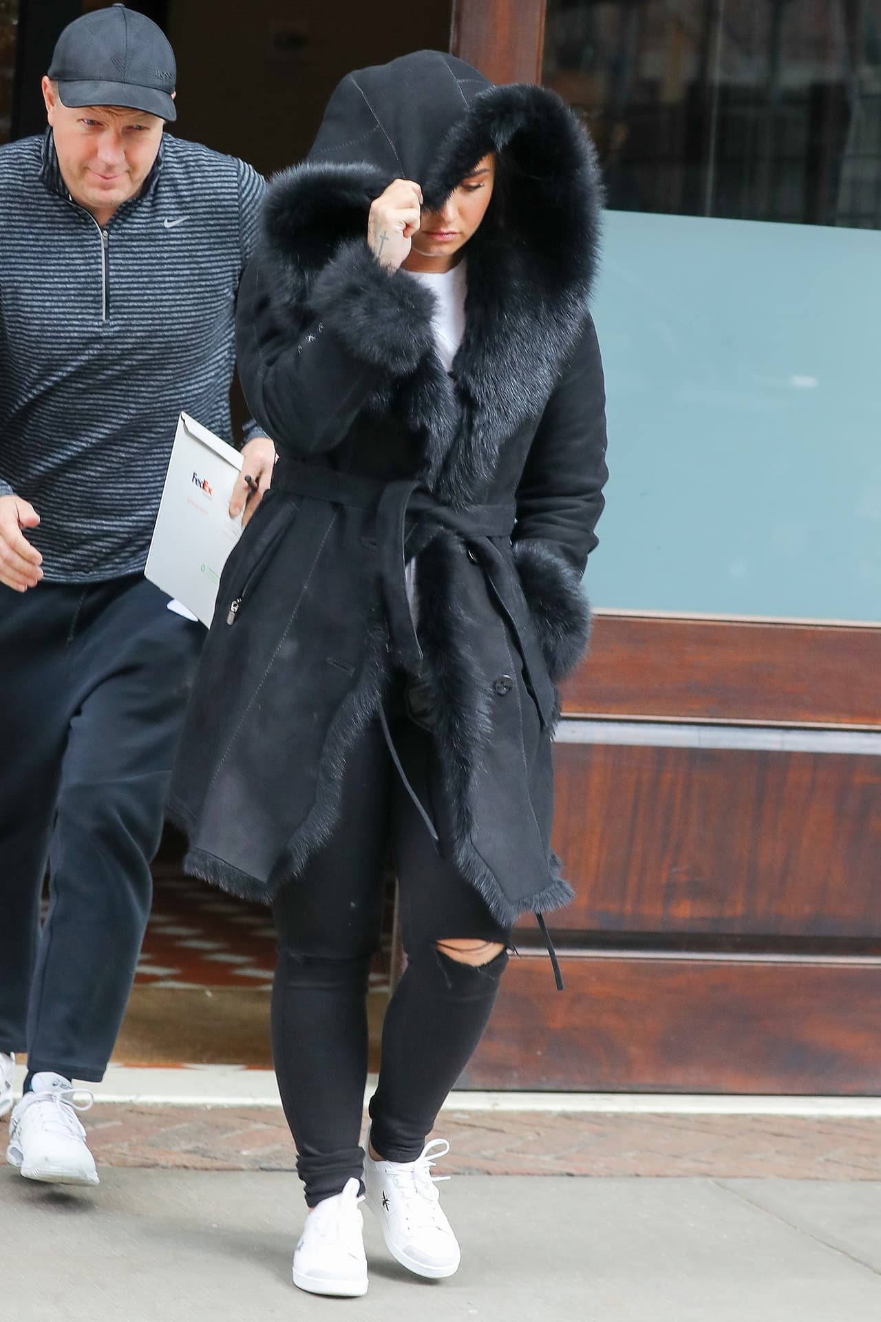 Desde su salida comenzó a hablar sobre sus luchas, la dependencia a la cocaína e incluso, que había introducido ilegalmente droga en aeropuertos y la consumía en los baños de los aviones.