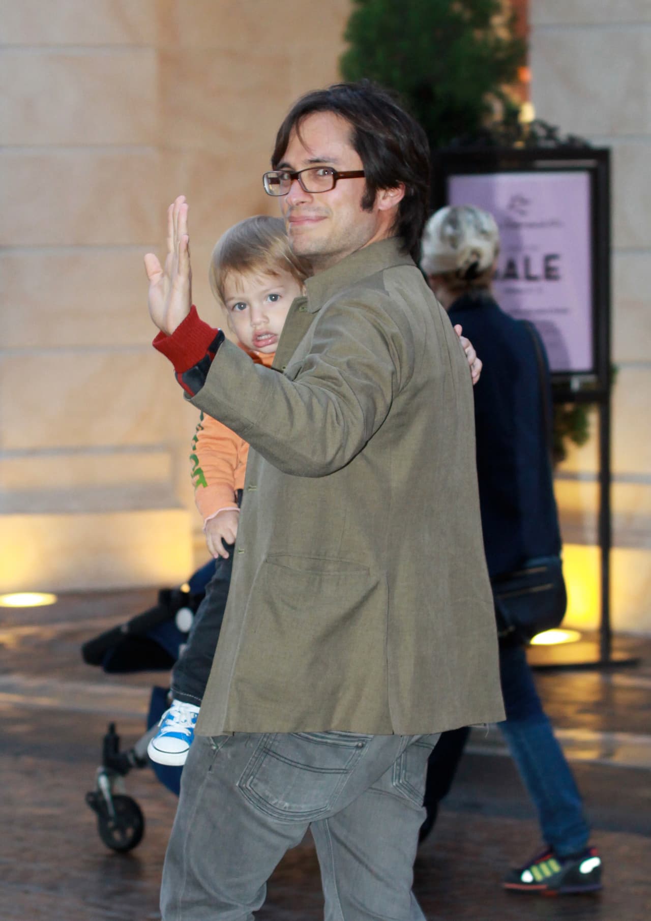 Se dice que fue José Saramago, quien le ayudó a abrir los ojos y a darse cuenta de lo afortunado tener una gran familia.