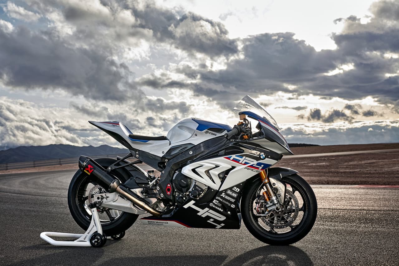 En Estados Unidos, el precio inicial de una BMW HP4 Race como esta es de 78,000 dólares.