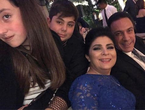 "Me gusta dar una educación continua y una disciplina, pero no creo ser tan gran arpía", dijo en ese entonces.
<br>