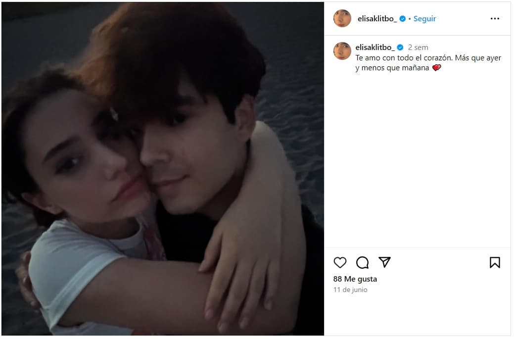 Elisa, hija de Cynthia Klitbo, mostró a quien sería su novio en Instagram.