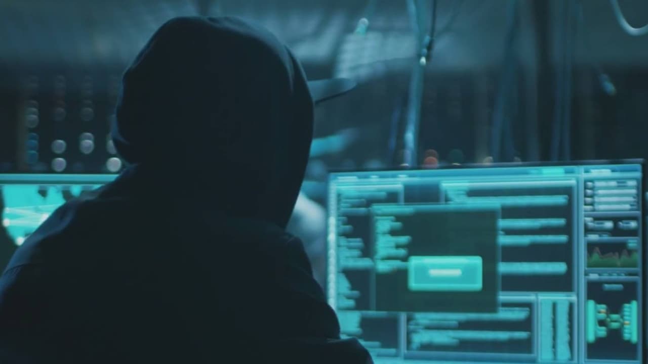 FBI lanza alerta sobre red de depredadores sexuales: contactan a sus víctimas por redes sociales