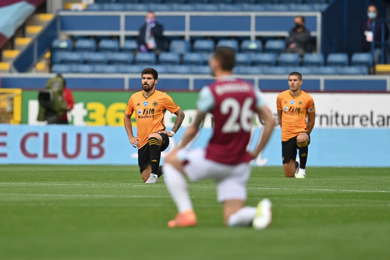 Wolverhampton buscaba mantener la esperanza de conseguir un lugar para participar en la máxima justa continental.