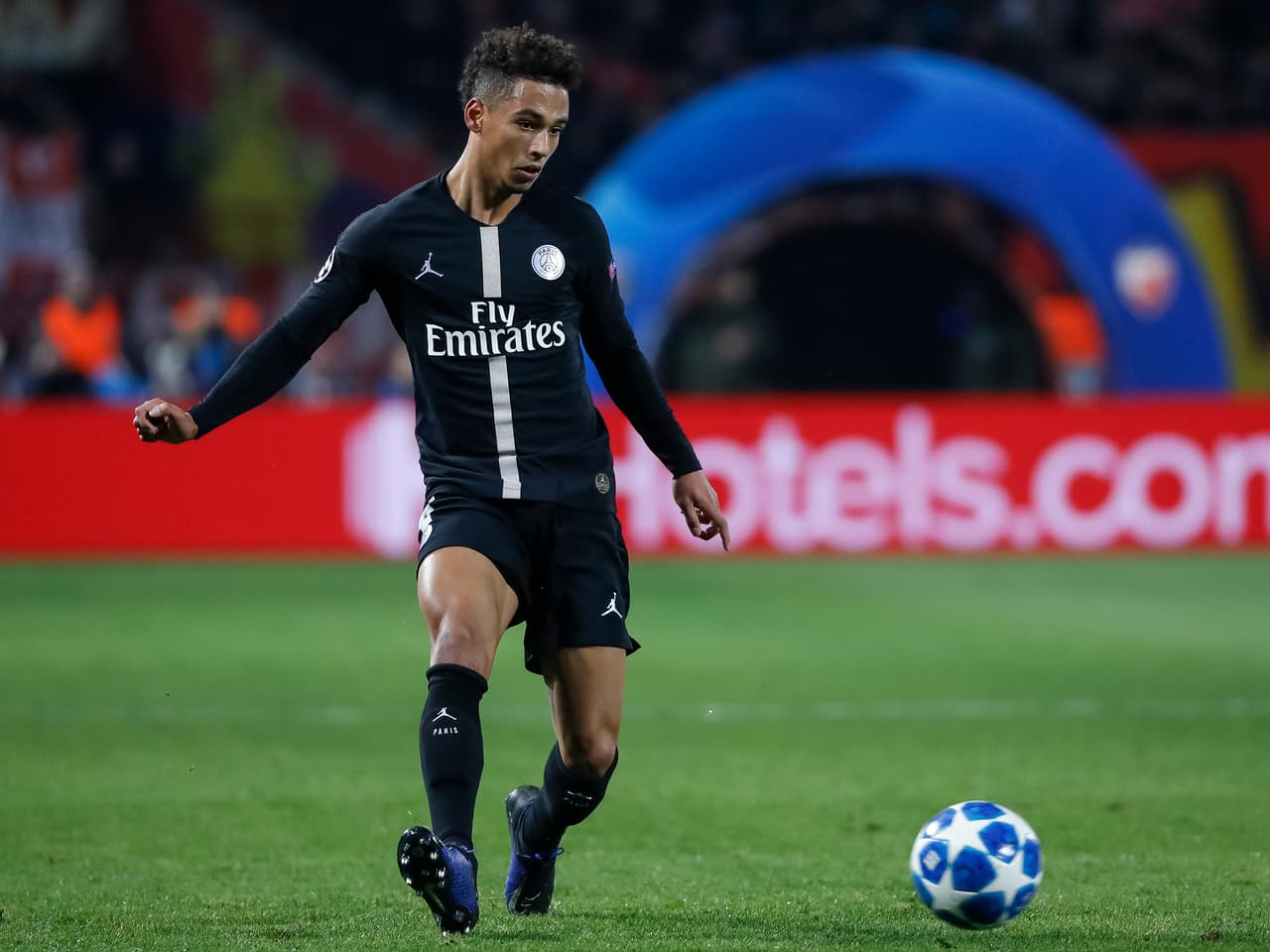 5. Thilo Kehrer (Paris Saint-Germain) - cuesta 54.7 millones de euros, aumentó 30.4 millones.