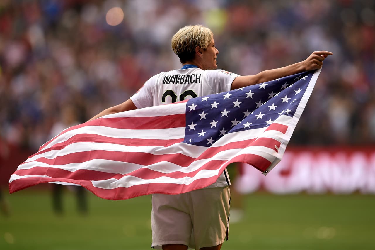 Además, fue la ganadora del Balón de Oro Femenino en el año 2012.