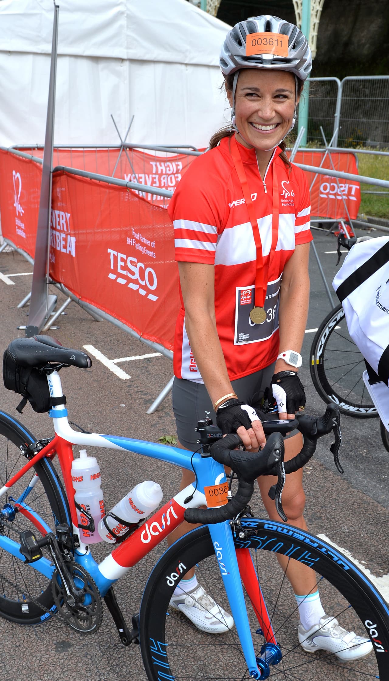 Pippa Middleton en bicicleta.