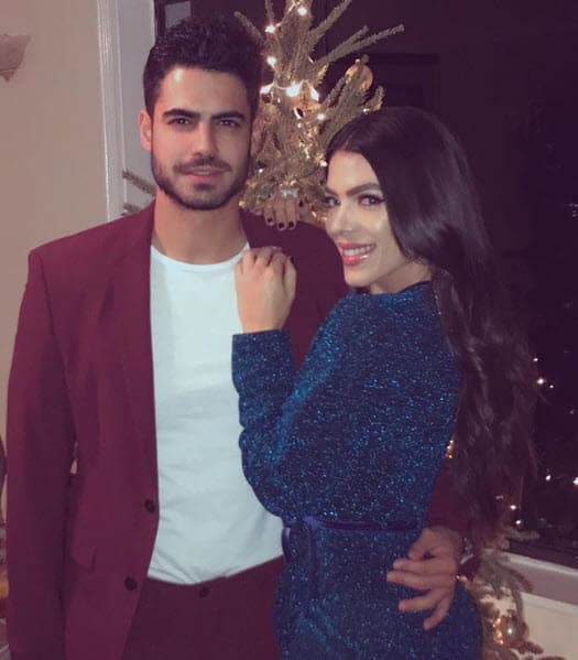 Tras 7 años de estar juntos, el presentador de origen cubano le dio el anillo de una romántica manera.