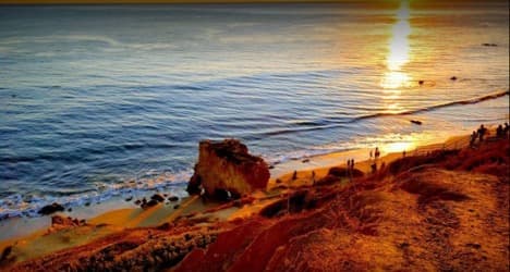 <b>El Matador State Beach:</b> Puede dar una caminata por la playa El Matador State Beach, una de las más largas de la zona, con kilómetros de costas y acantilados. Un escenario perfecto para el día de los enamorados.