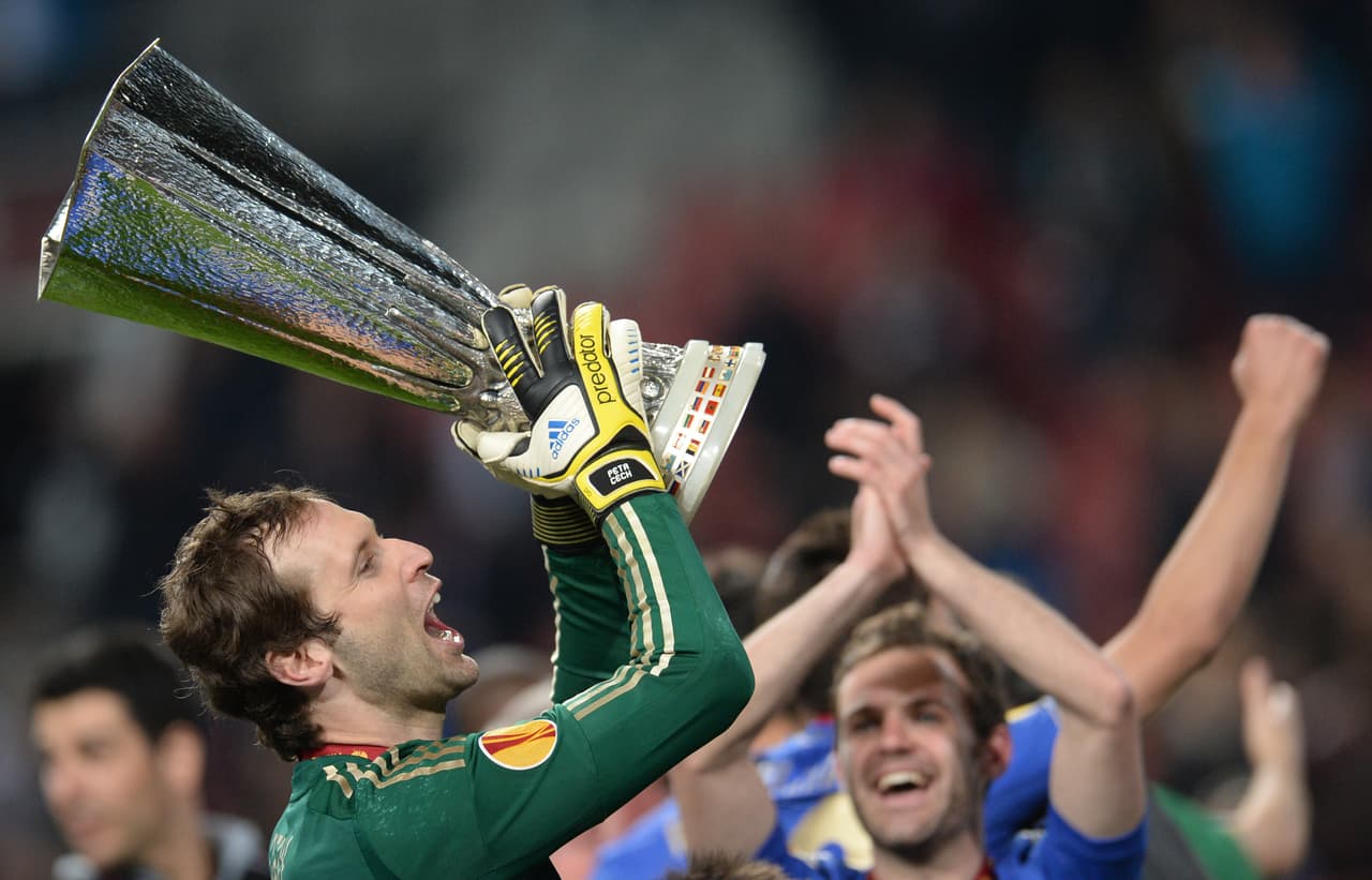 Y también una UEFA Europa League con el equipo Blue, la cual fue obtenida en el siguiente curso ante el S.L. Benfica.