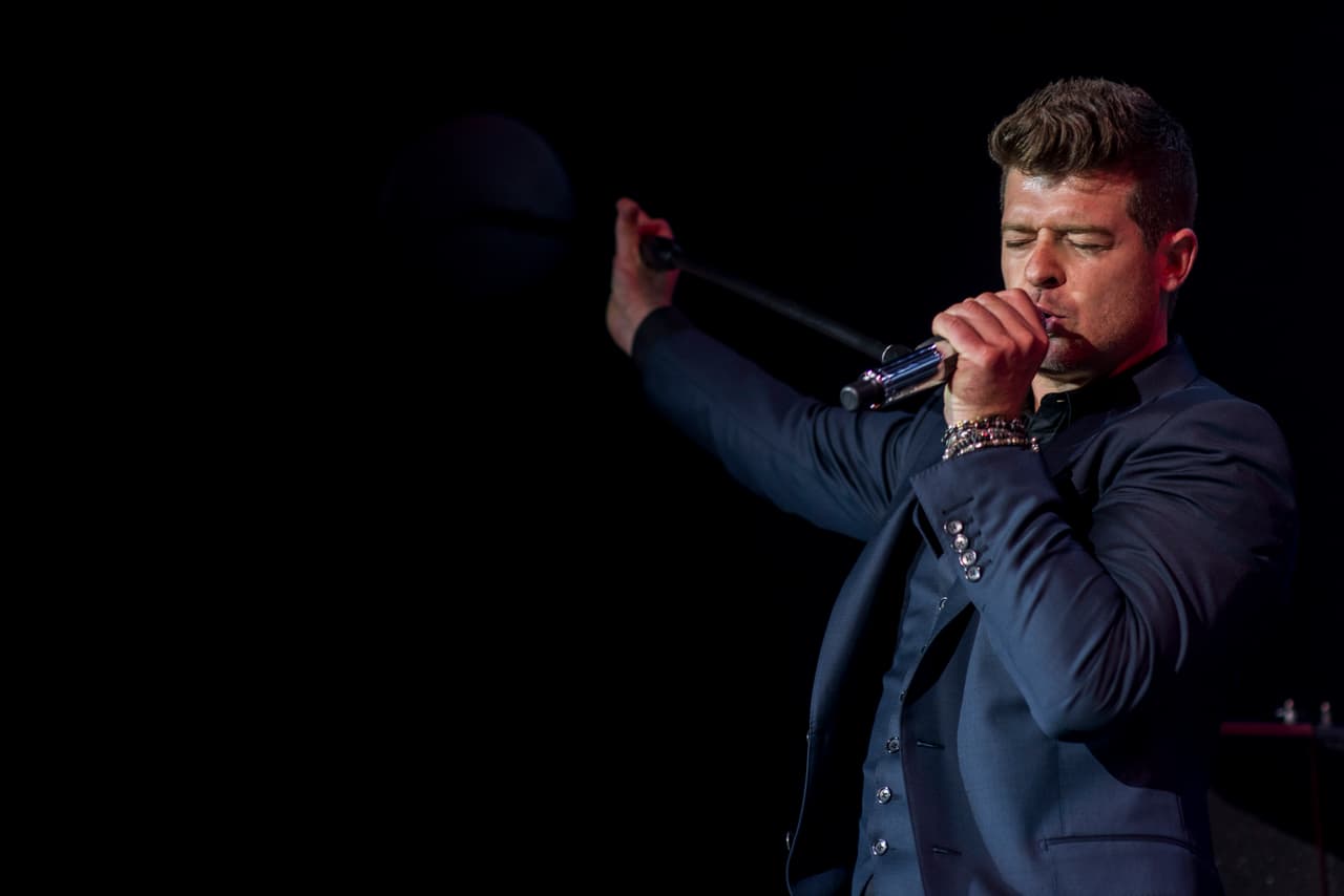 Él es el intérprete de 'Blurred Lines', un tema que fuera sensación por su letra pegajosa y sonido súper candente.