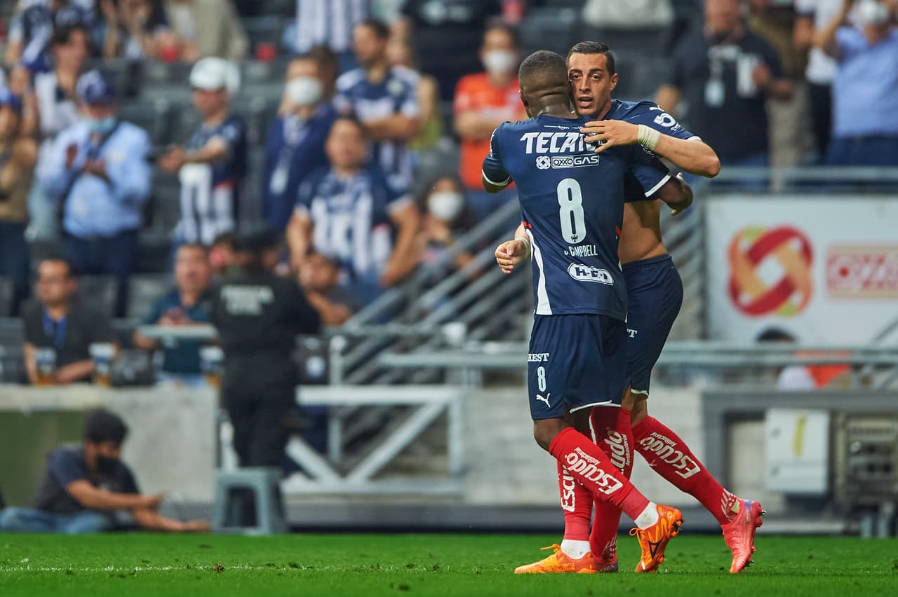 Apenas iniciada la segunda parte, Funes Mori recobró su olfato goleador y clavó de volea el 2-1 definitivo que dejó al América en el fondo de la tabla y que impulsó a Rayados al décimo lugar.