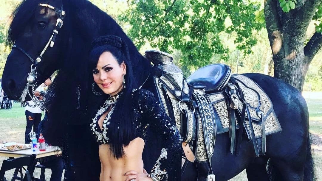 Maribel Guardia compartió una foto mostrando ser una orgullosa abuela