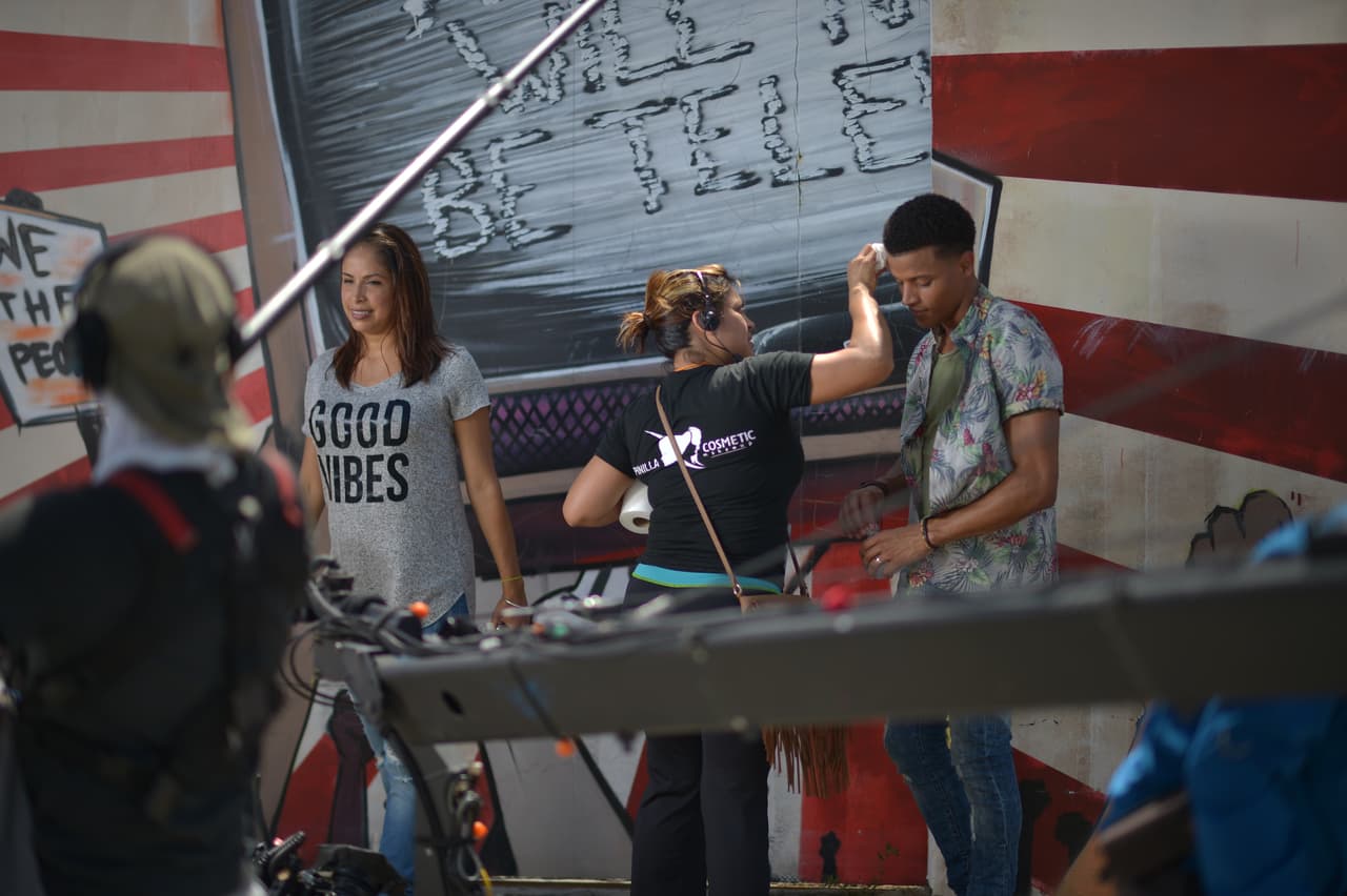 Brian, Danelly, Christian, Carolina, Félix y Zhamira formaron la banda Los Urbanos y con el tema 'Duele el corazón" demostraron que tienen mucho flow. Mira cómo fue su gran día grabando el videoclip.