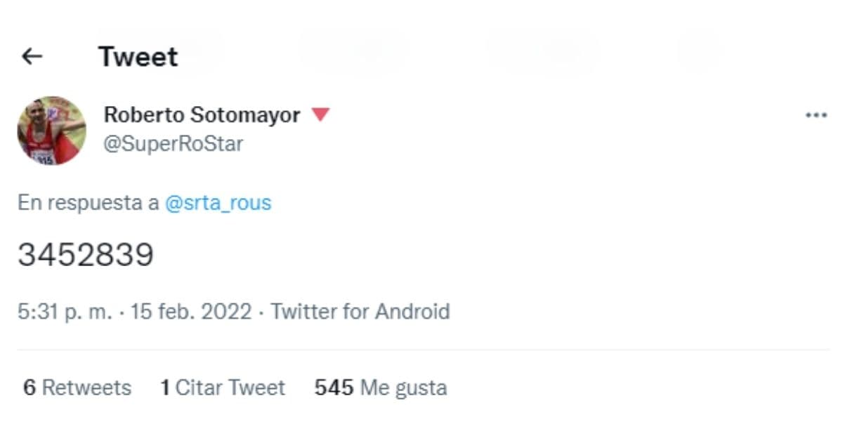 respuesta correcta de un usuario en Twitter sobre el juego de ilusión óptica