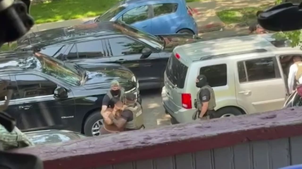 ¿ICE realiza miles de arrestos diarios en EEUU? Comunidad migrante reacciona