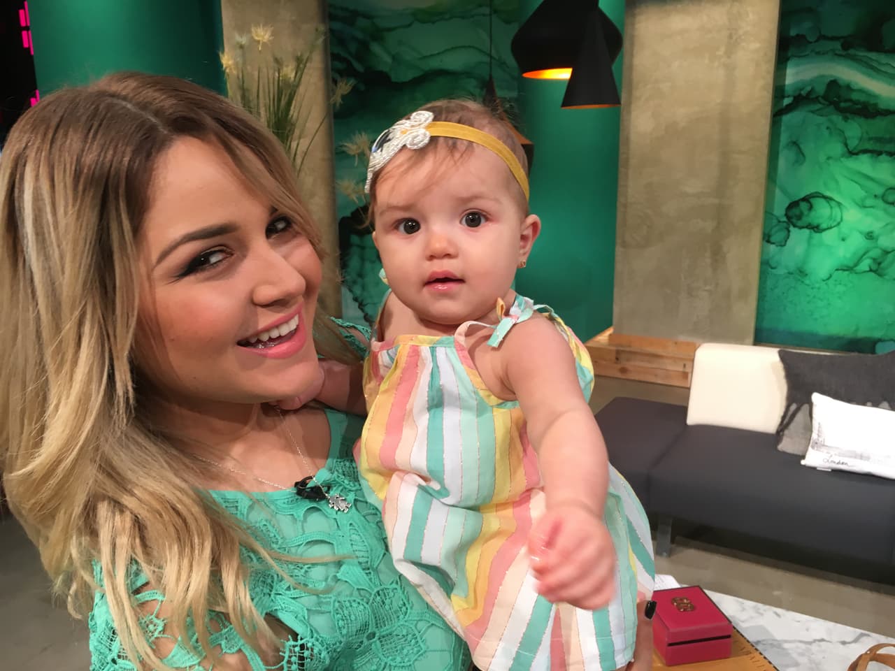 Nuestra querendona Gredmarie Colón se estrenó en el 2015 como la madre de la pequeña Kamilia, de siete meses.