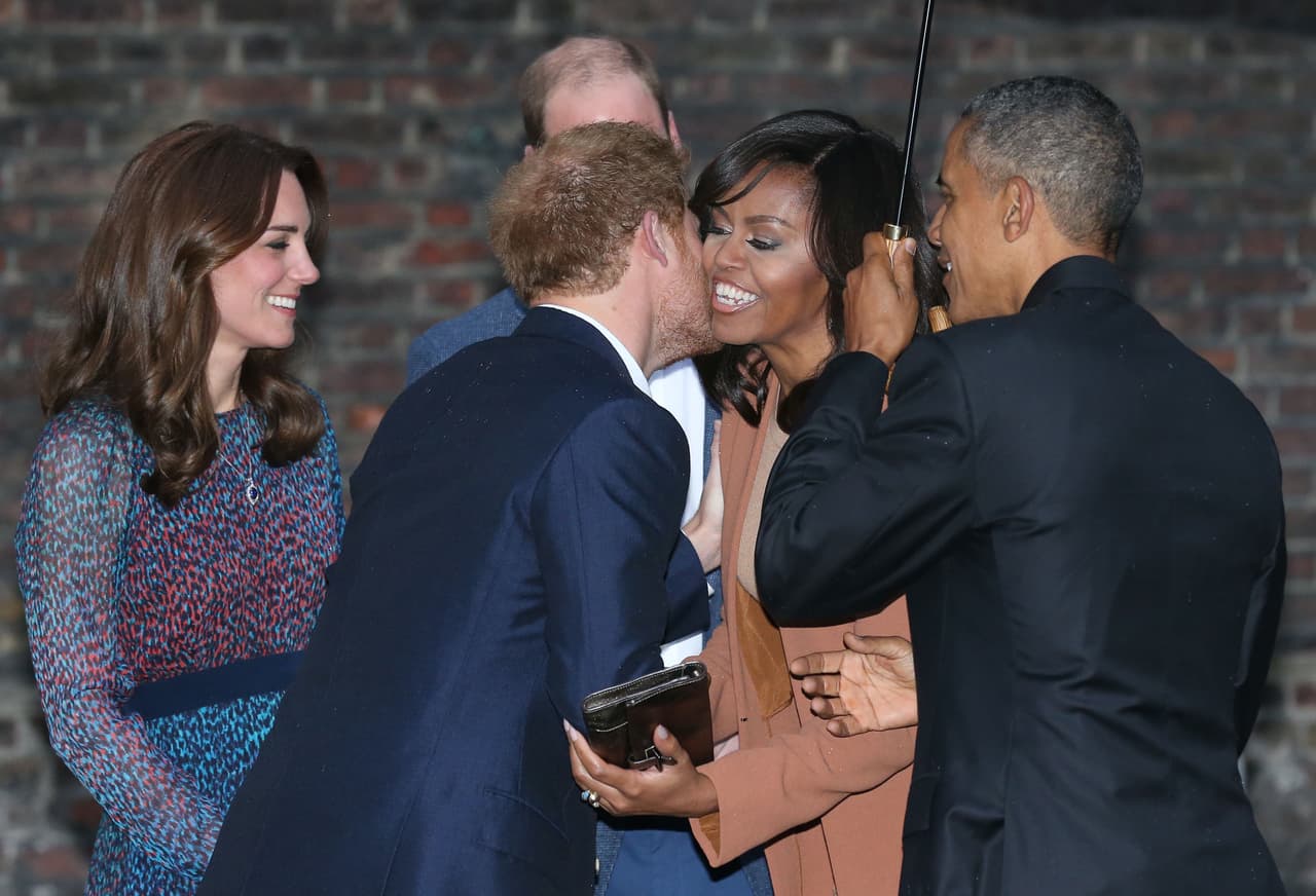 Así fue la reunión de Kate, William y Harry con Barack y Michelle Obama.
