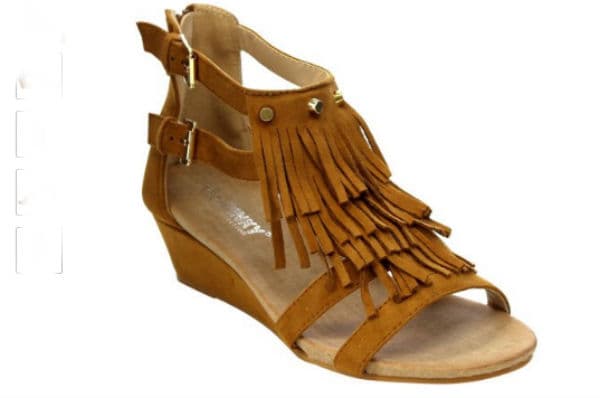 Sandalias VIA PINKY, 29.99 dólares en Amazon.com