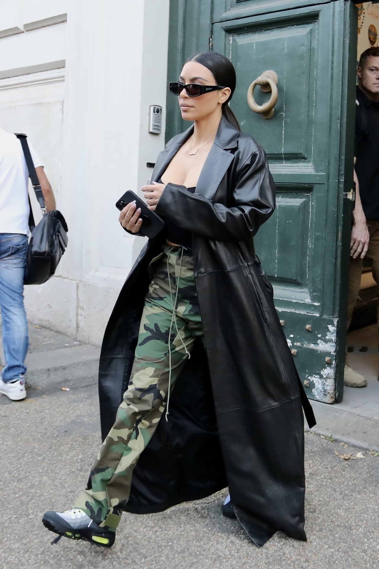 <b><a href="https://www.univision.com/temas/kim-kardashian" target="_blank">Kim Kardashian</a></b> sorprendió este sábado 11 de septiembre con un 'outfit' que la ha llevado a los titulares en las últimas horas. 
<br>