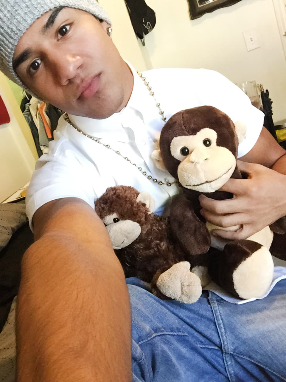 Richard Camacho nos abrió las puertas de su casa y fuimos testigos de cómo ese dominicano lleva sus raíces con orgullo. ¡Hasta su madre nos cocinó un exquisito mangú!