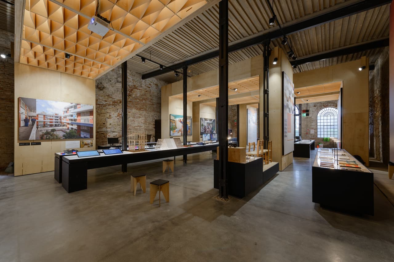 "Despliegues y ensambles", de México, muestra "una arquitectura ecléctica, multidisciplinar, híbrida, informal e inclusiva", según sus creadores.