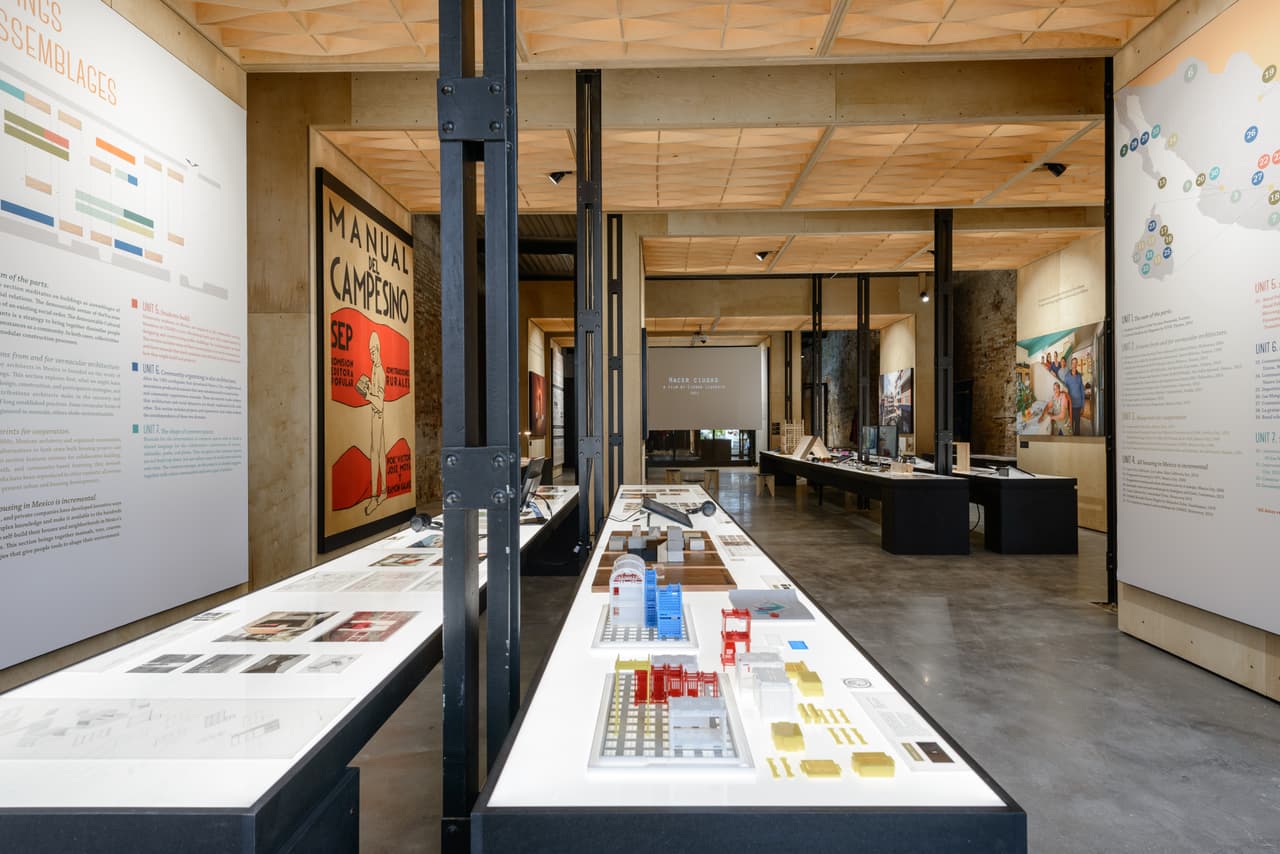 "Despliegues y ensambles", de México, muestra "una arquitectura ecléctica, multidisciplinar, híbrida, informal e inclusiva", según sus creadores.