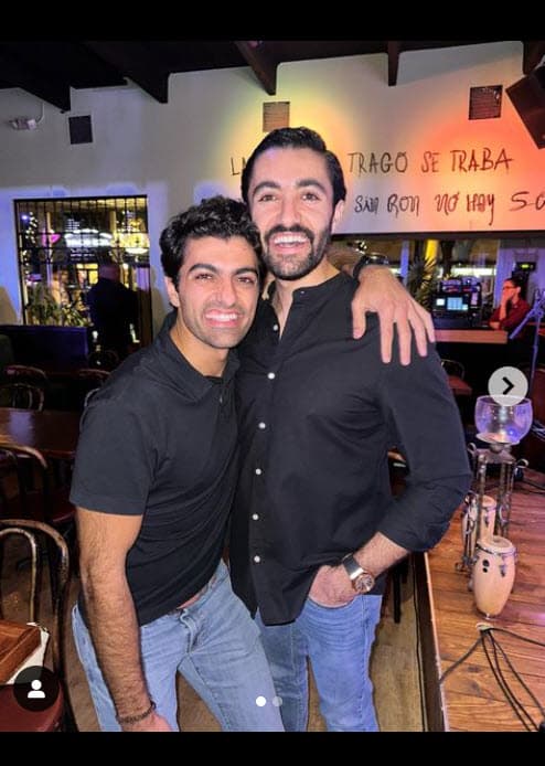 Se trata de 
<b>Elian Zidan</b>, quien es su compañero en 
<b>Univision Noticias 24/7. </b>
<br>