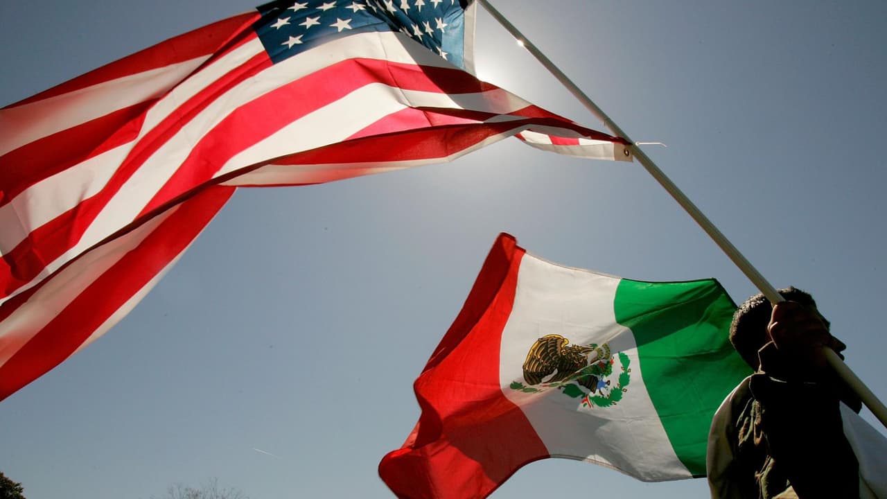 Niños que nacieron en EEUU y son nietos de mexicanos podrán tener doble nacionalidad: ¿qué hacer para tramitarla?