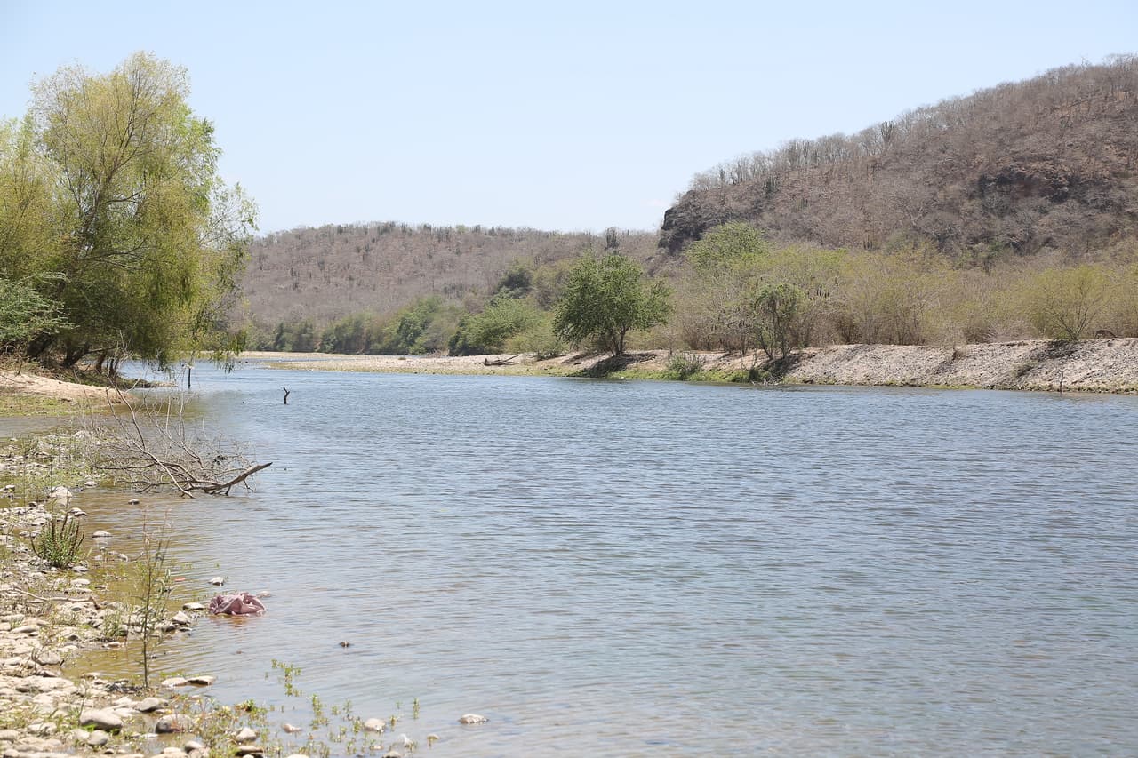 El Recodo tomó su nombre por el ángulo que forma el río Presidio a esa altura.