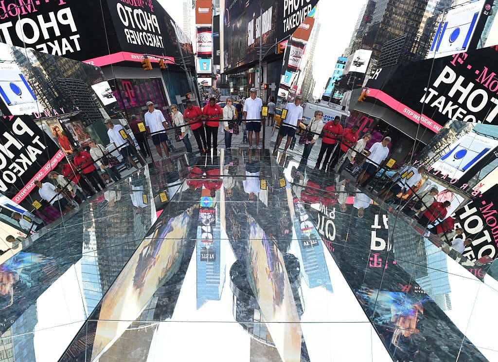 La creadora de esta instalación cree que obras como esta recuerdan que no hay una sola manera de asumir las experiencias estéticas.